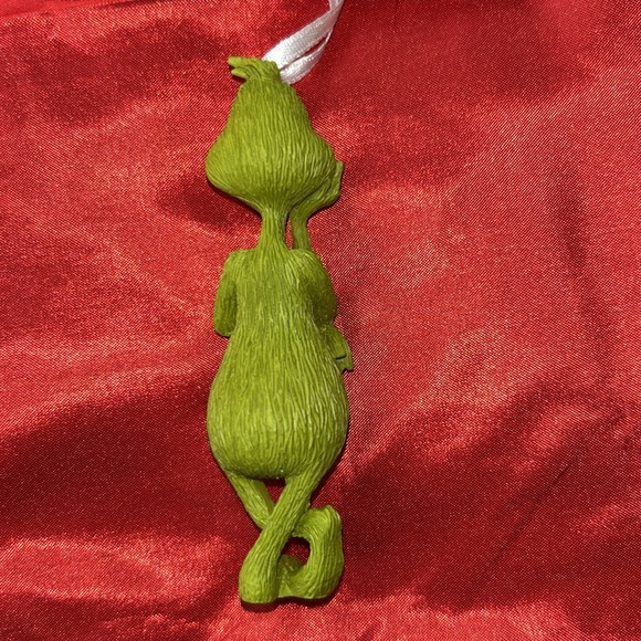 Hallmark Dr Seuss The Grinch Christmas Tree Ornament - Picture 3 of 4